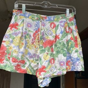 Urban outfitters linen floral shorts high wasted